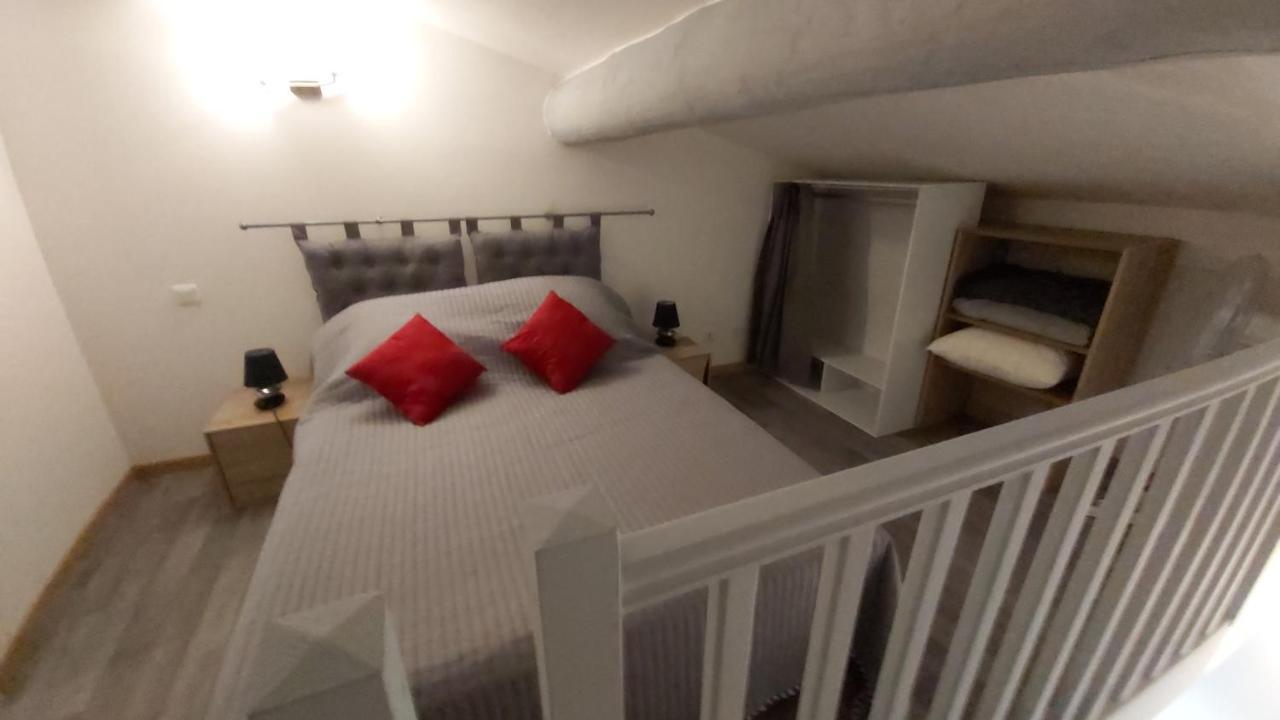L'Appartement De L'Eglise Сент-Марі-де-ла-Мер Екстер'єр фото